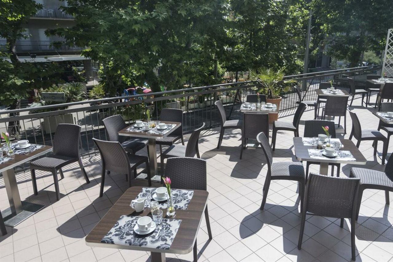 רימיני Club Meeting Hotel מראה חיצוני תמונה